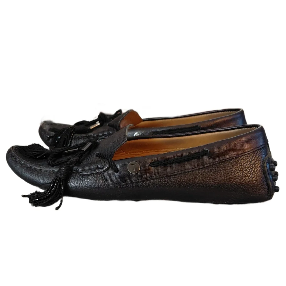 Tod’s Gommino Black Leather Tassled Loafers Women's Driving Moccasins Size 6.5